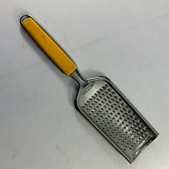 Vintage 70s Travco Stainless Steel Cheese Grater Zester Shredder Hand Held - Picture 2 of 8